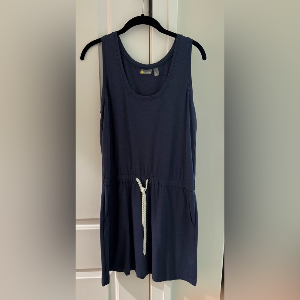Zella Dress Size M